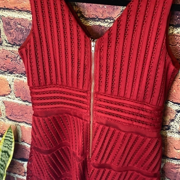 She + Sky Red Fit & Flare Skater Laser Cut Dress Size M - Picture 10 of 13